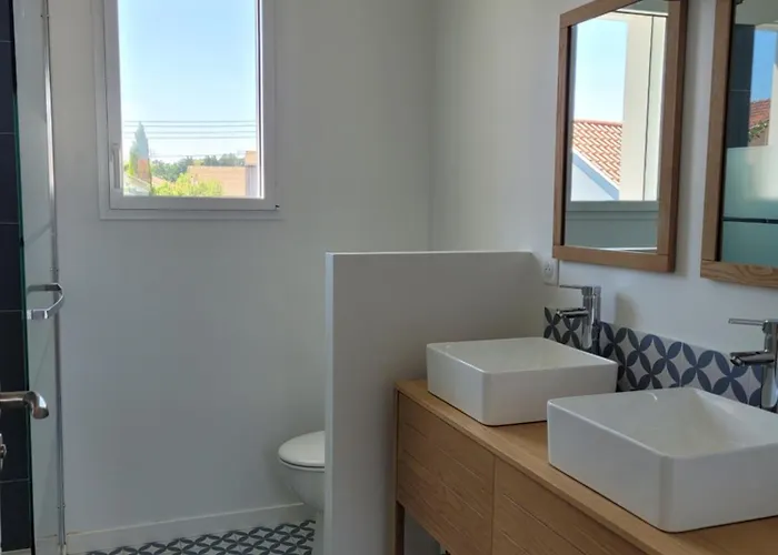 Maison De A 2 Pas De La Plage, Thalasso & Commerces